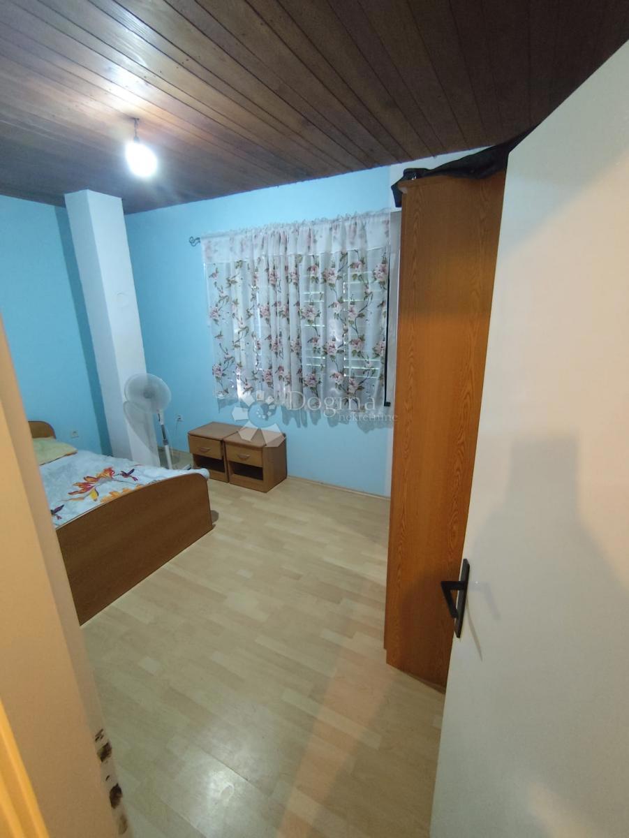 Hiša Zaton, Šibenik - Okolica, 130m2