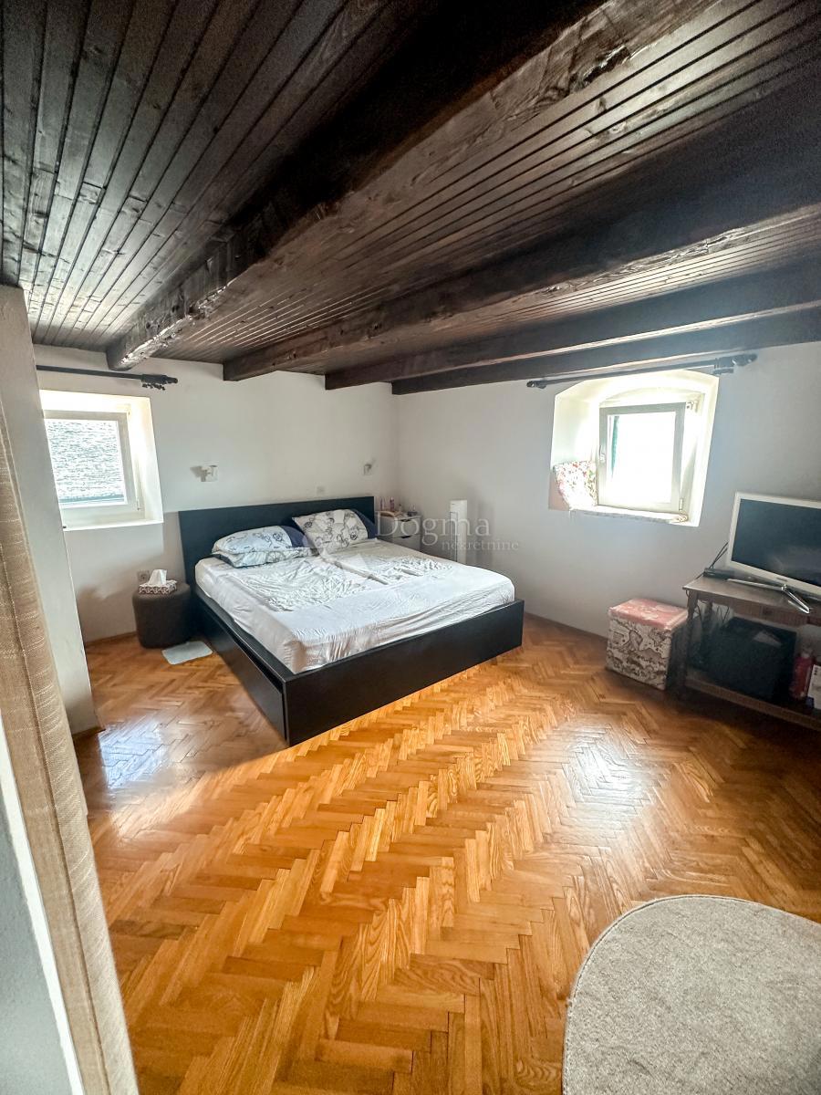 Hiša Primošten, 150m2