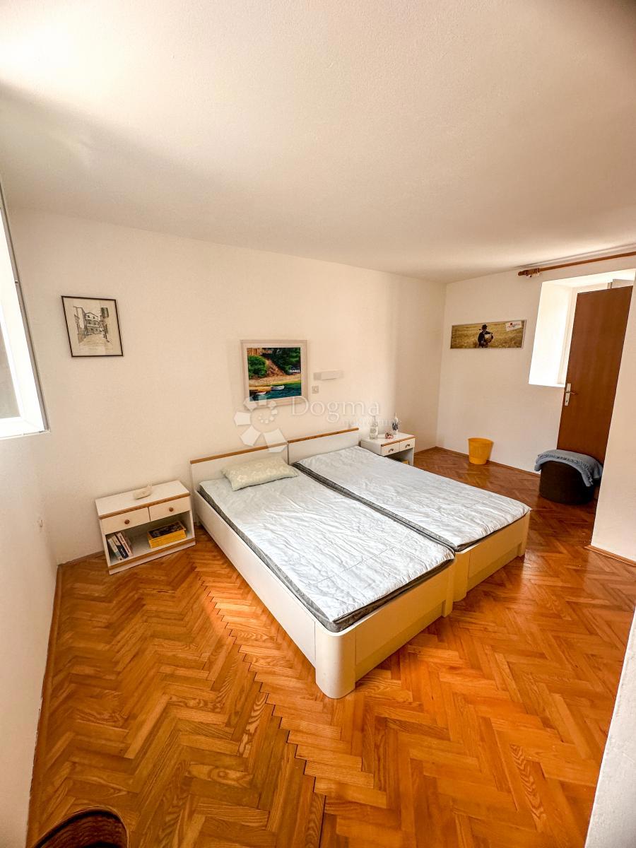 Hiša Primošten, 150m2