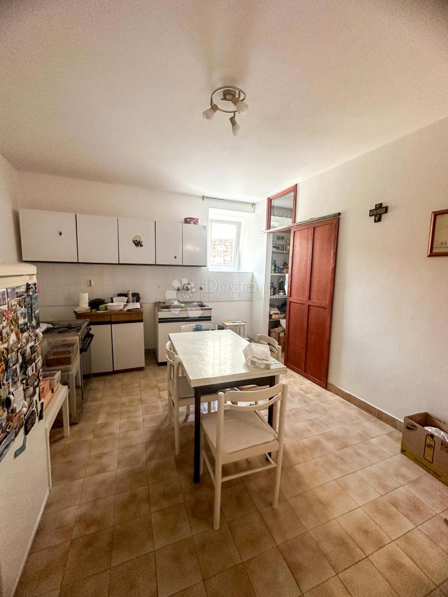 Hiša Primošten, 150m2