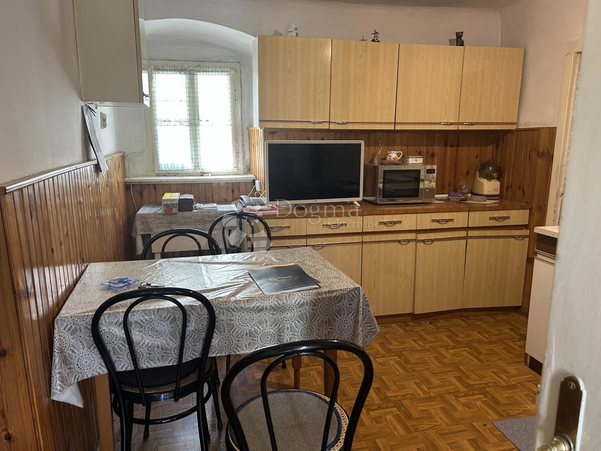 Hiša Lovran, 90m2