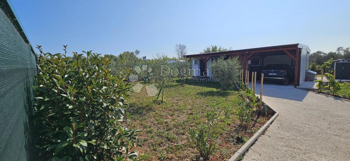 Zemljišče Fažana, 472m2