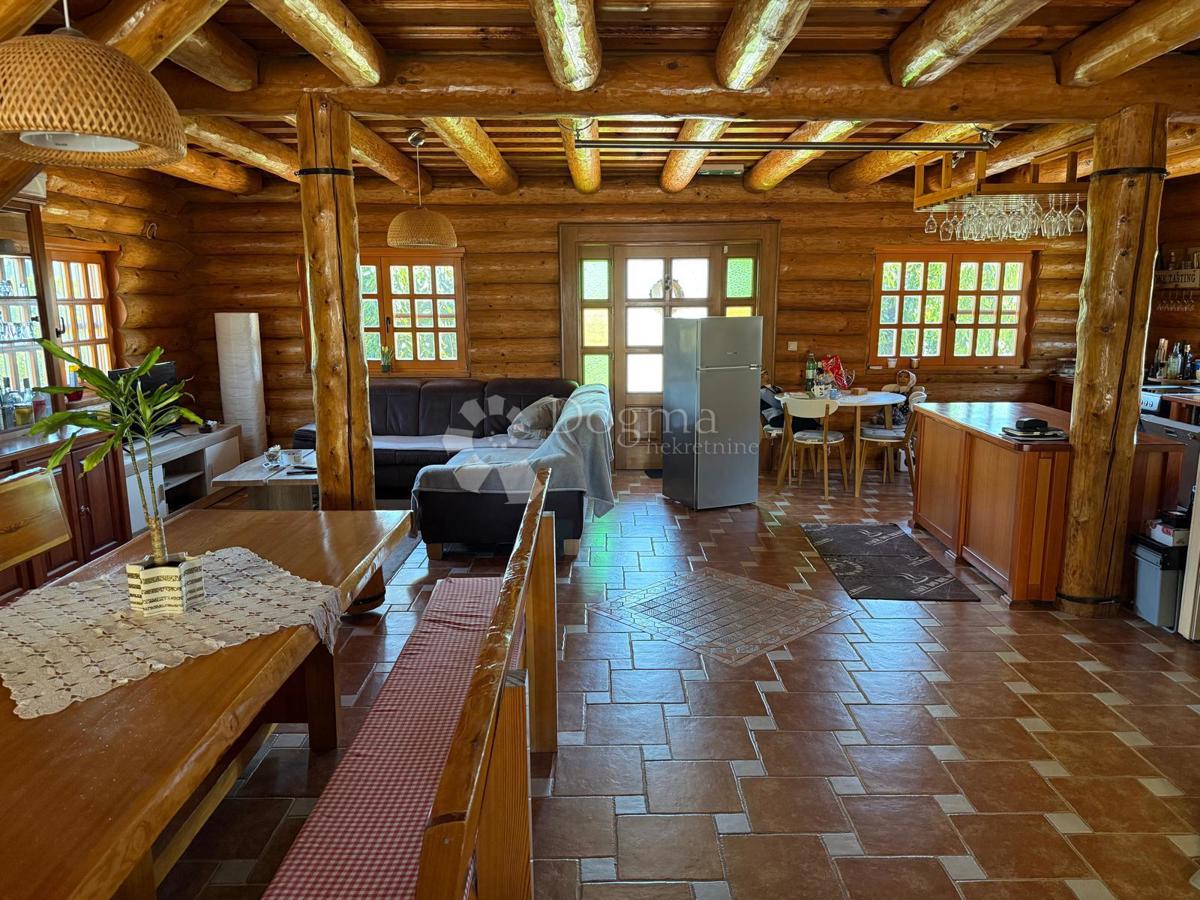 Poslovni prostor Selnik, Maruševec, 670m2