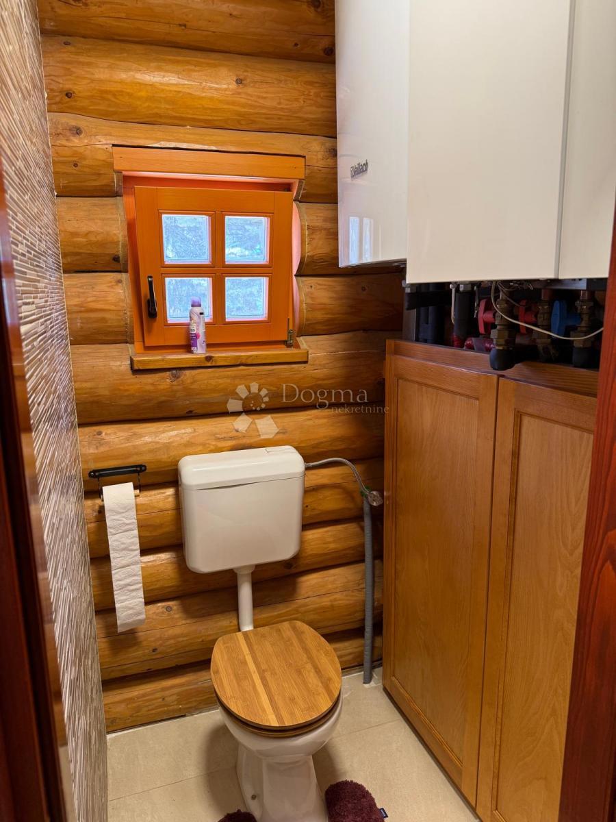 Poslovni prostor Selnik, Maruševec, 670m2