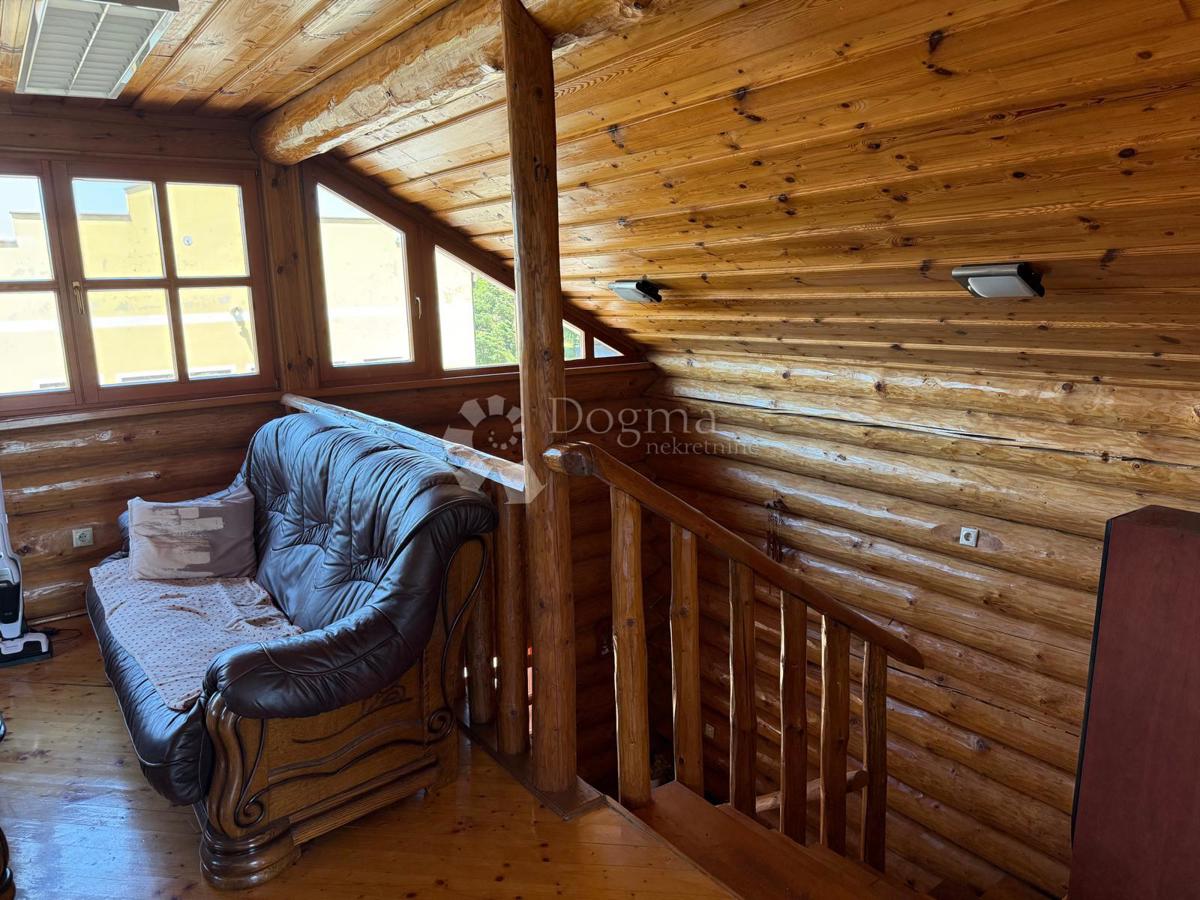 Poslovni prostor Selnik, Maruševec, 670m2