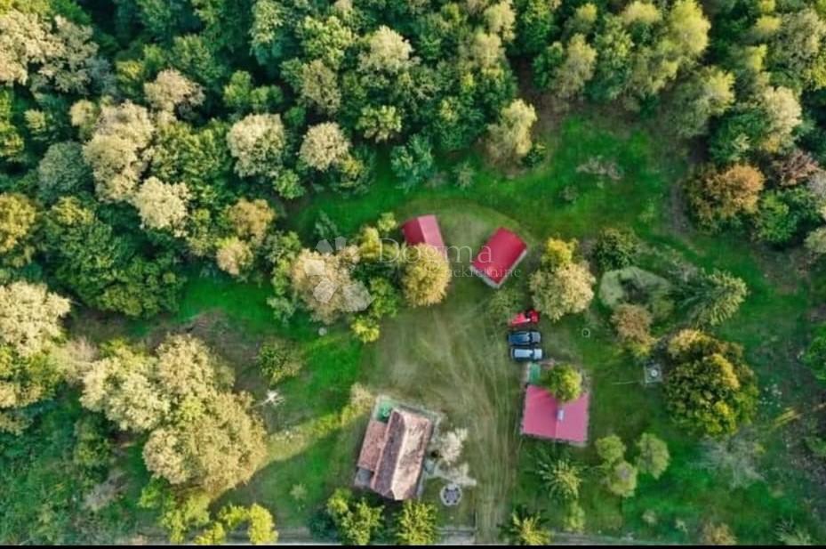 Hiša Donji Hrastovac, Sunja, 144m2