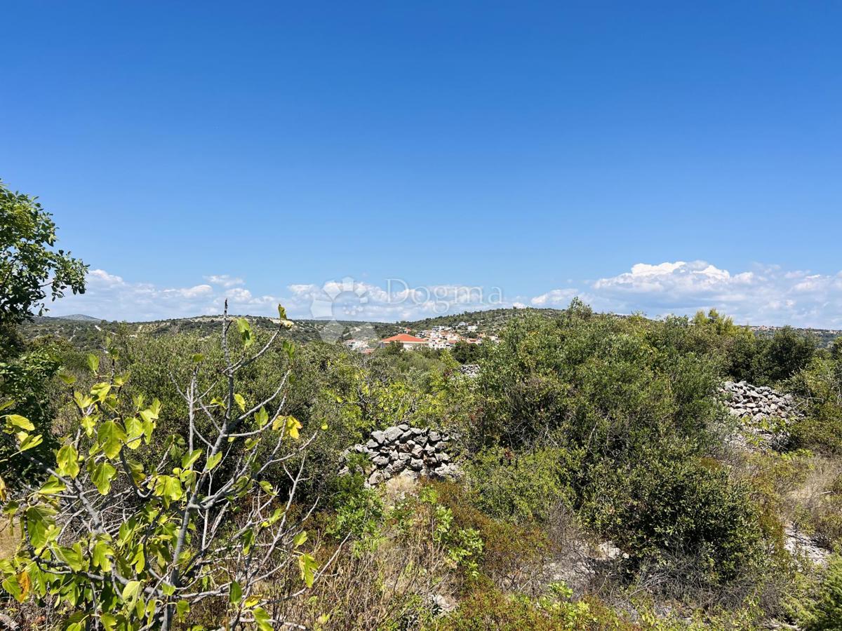 Kmetijsko zemljišče Vinišće, Marina, 1.358m2