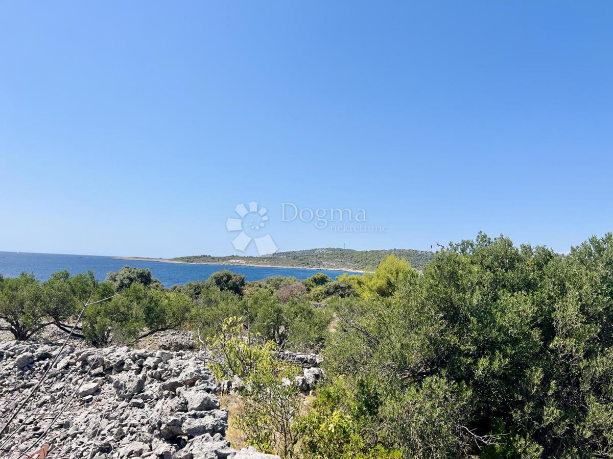 Kmetijsko zemljišče Vinišće, Marina, 1.358m2