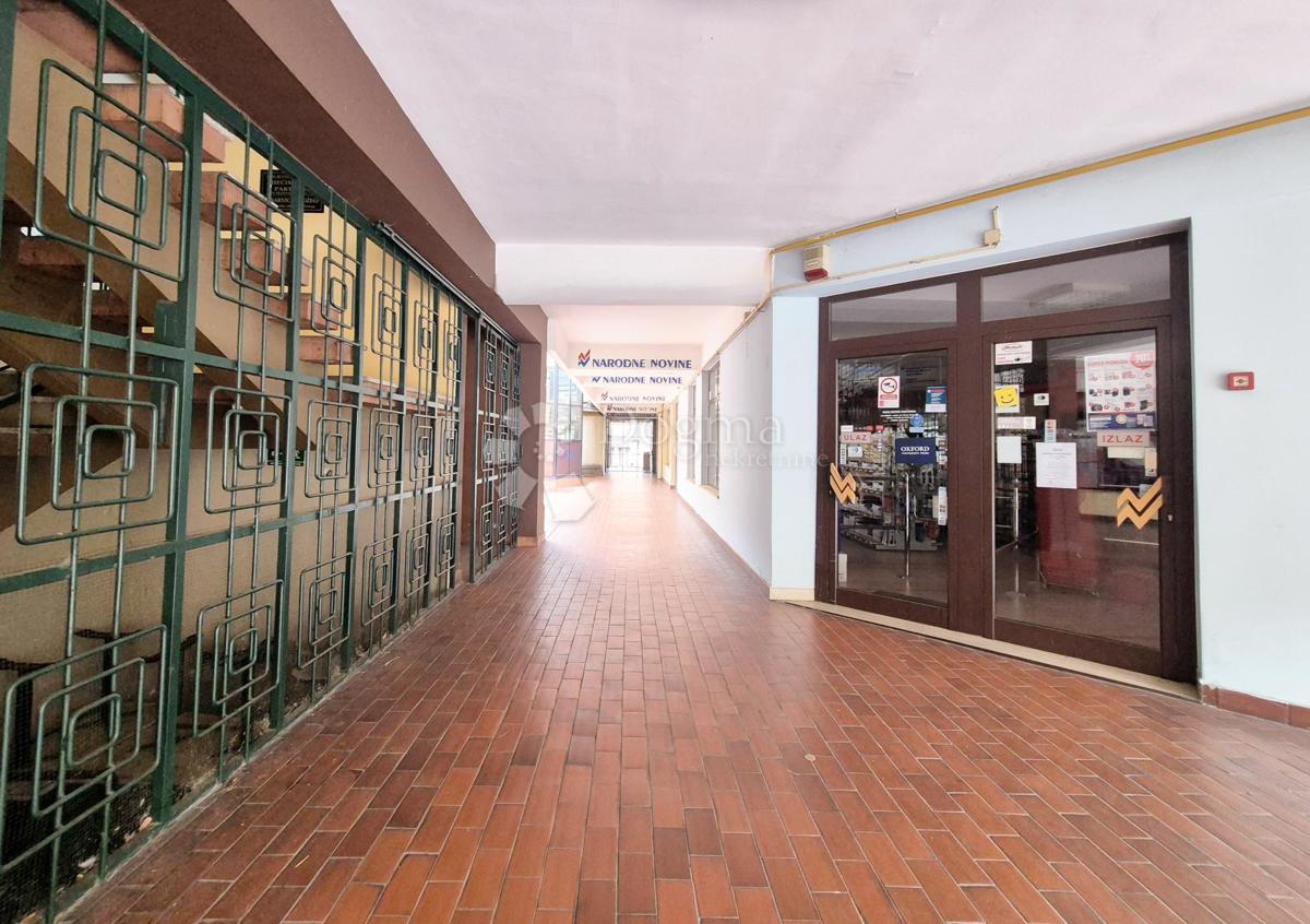 Poslovni prostor Centar, Požega, 61,28m2