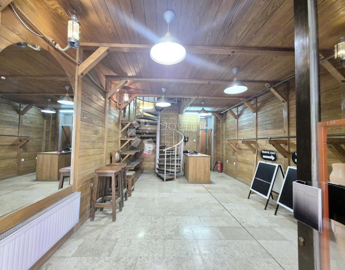Poslovni prostor Centar, Požega, 61,28m2