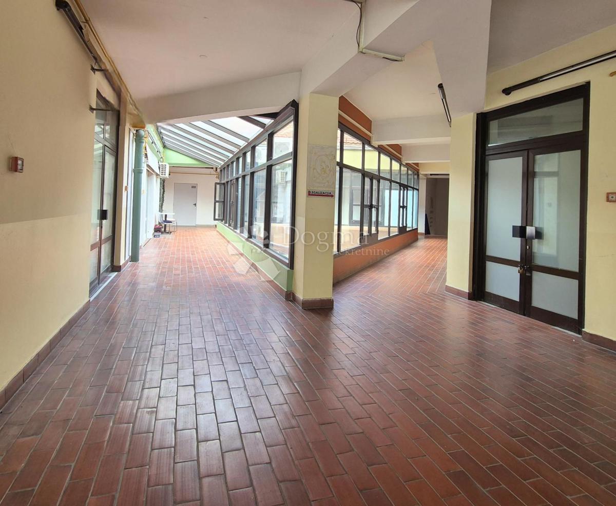 Poslovni prostor Centar, Požega, 61,28m2