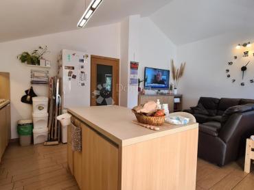 Stanovanje Sroki, Viškovo, 94,75m2