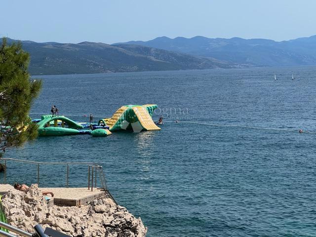 Zazidljivo zemljišče Novi Vinodolski, 1.057m2