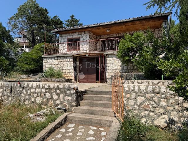 Zazidljivo zemljišče Novi Vinodolski, 1.057m2