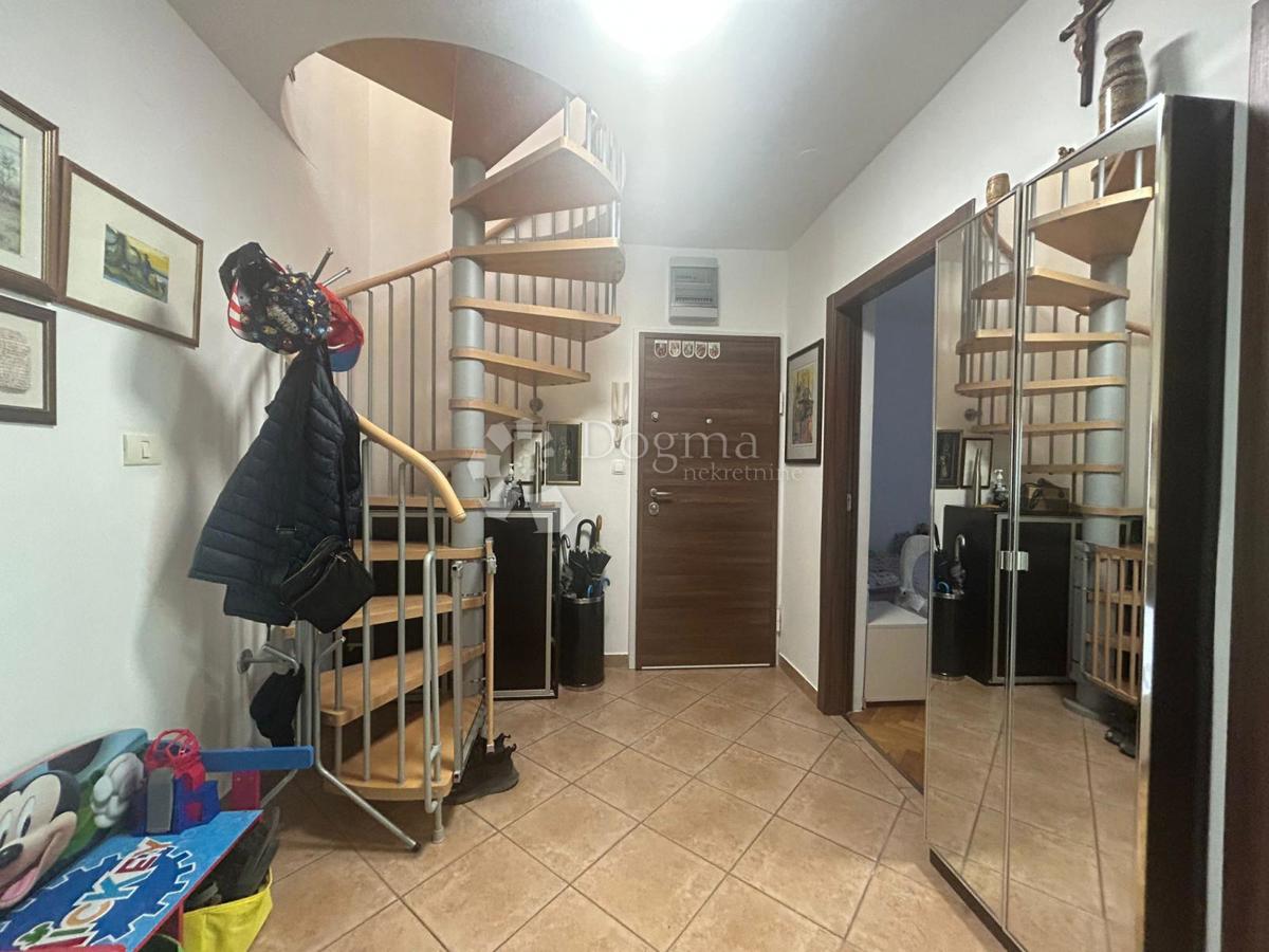 Dvostanovanjsko stanovanje v Fažani, 400 m od morja – 65 m² + podstrešje 28 m²