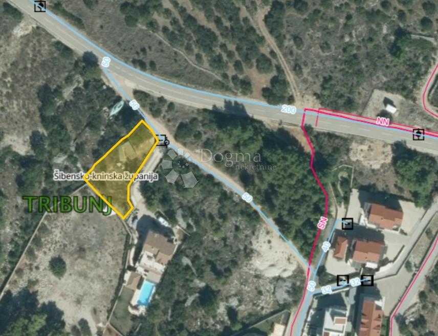 Zazidljivo zemljišče Tribunj, 1.037m2