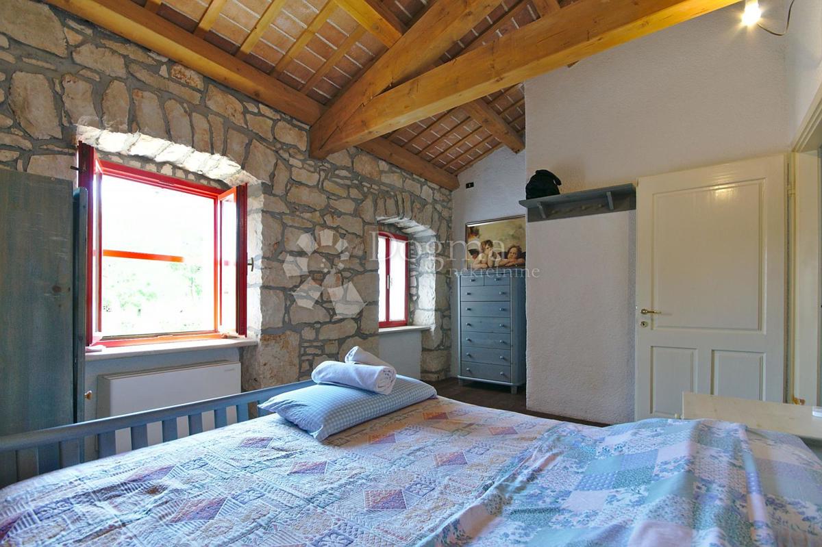 Hiša Kršan, 330m2