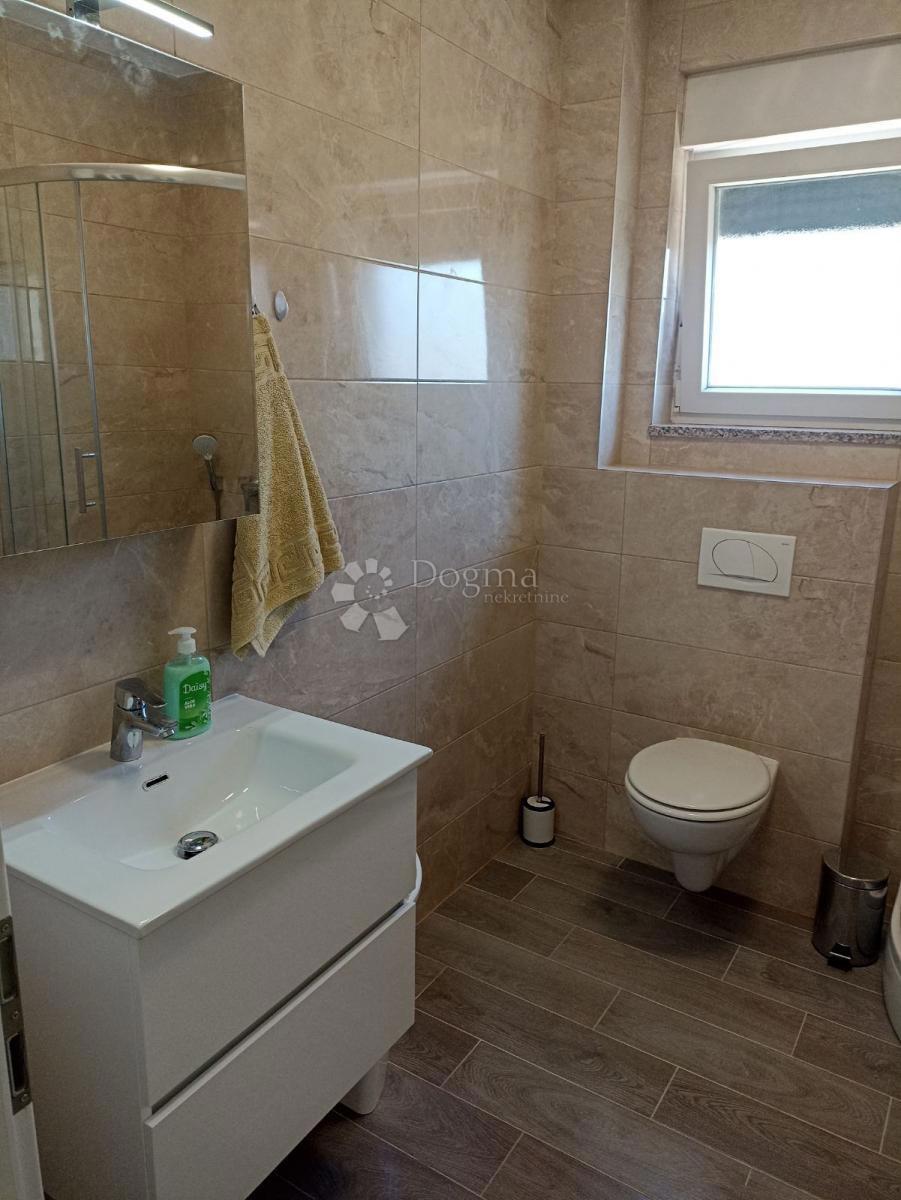 Stanovanje Kaštanjer, Pula, 42m2
