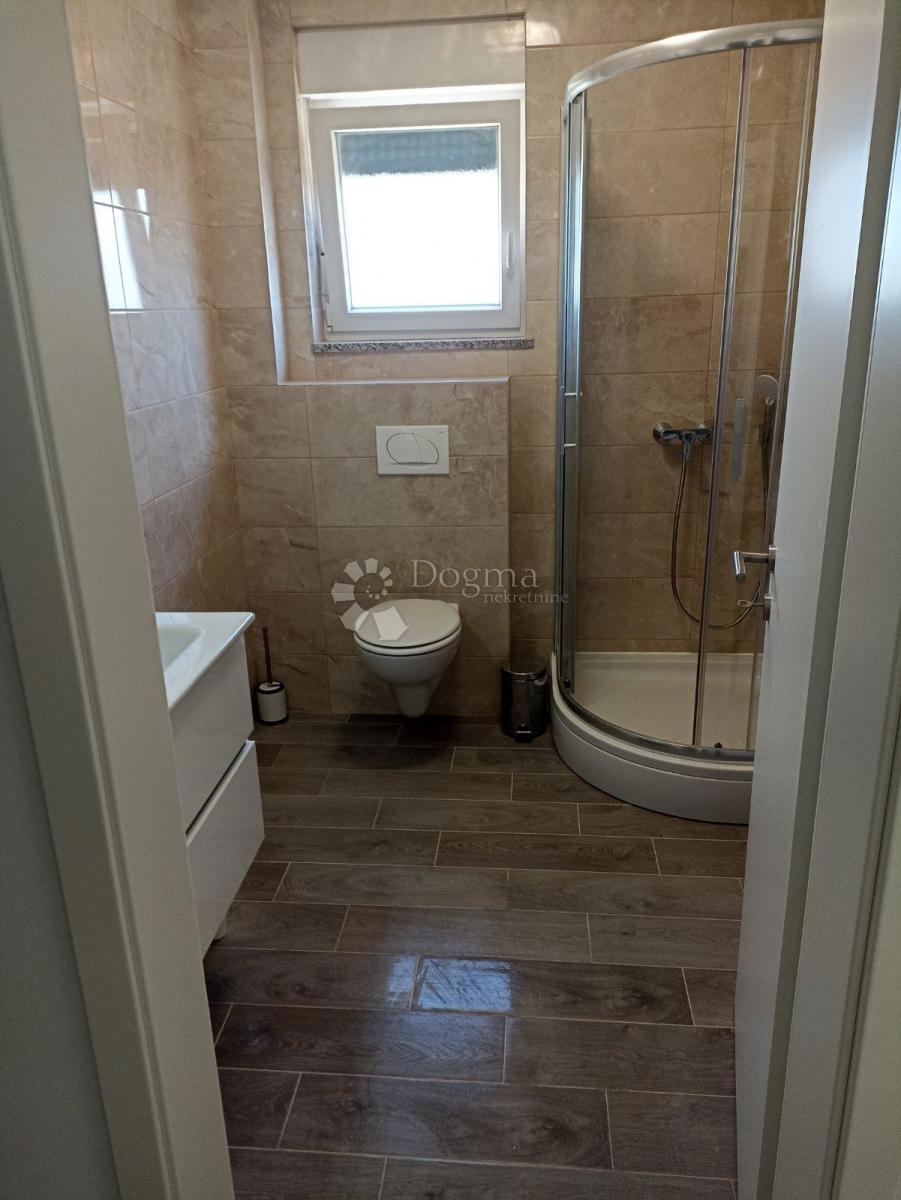 Stanovanje Kaštanjer, Pula, 42m2