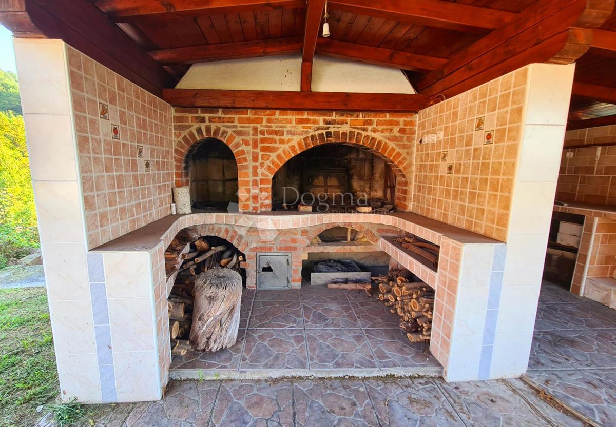 Hiša Kraj Donji, Marija Gorica, 560m2