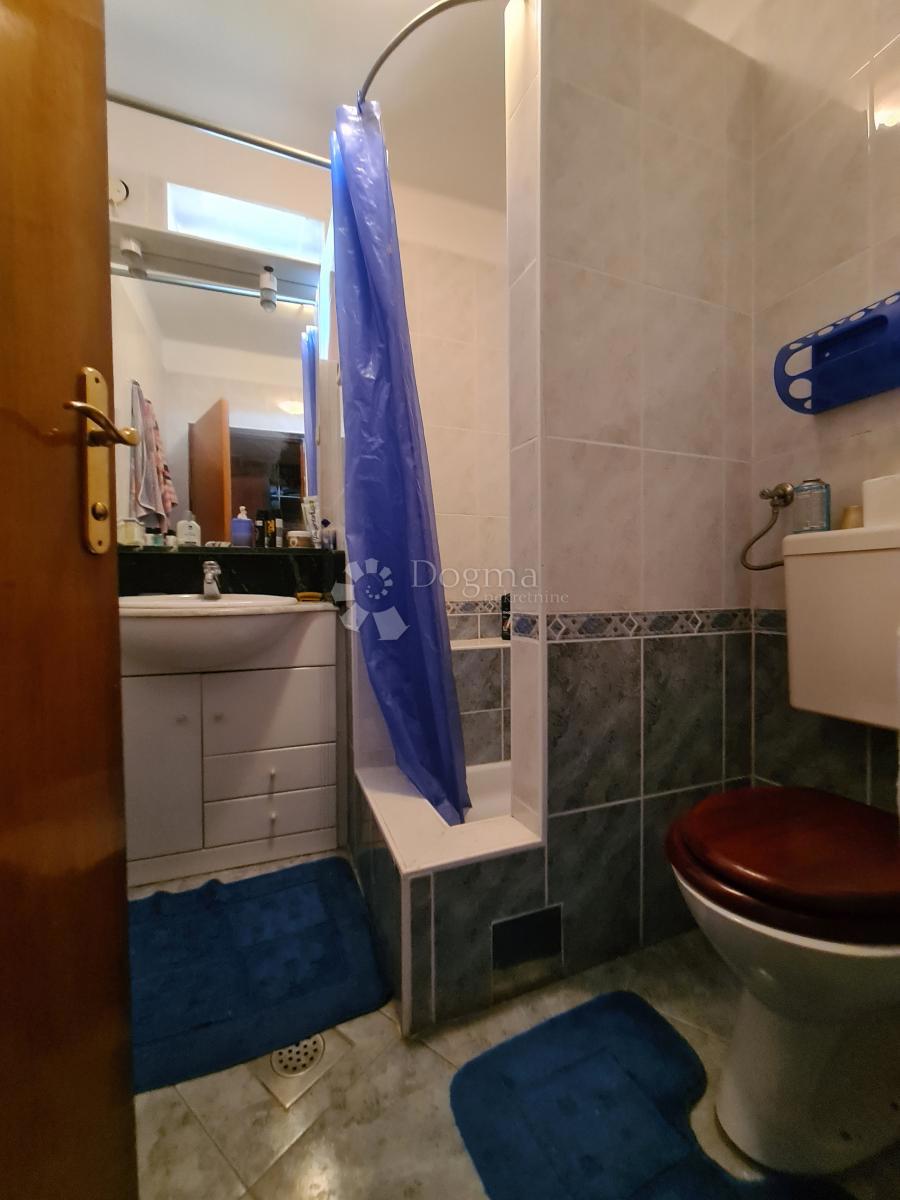 Hiša Kraj Donji, Marija Gorica, 560m2