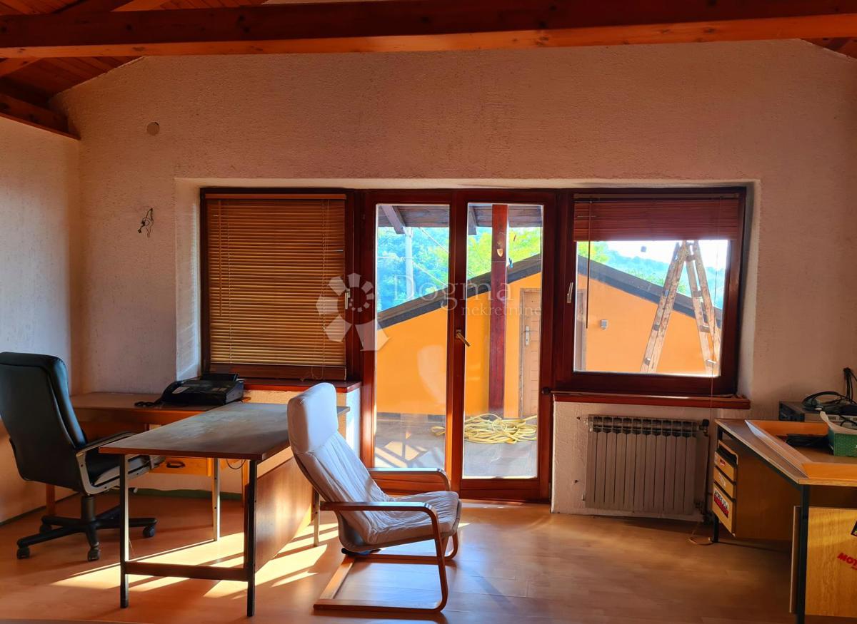 Hiša Kraj Donji, Marija Gorica, 560m2