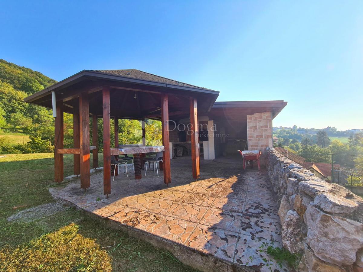 Hiša Kraj Donji, Marija Gorica, 560m2