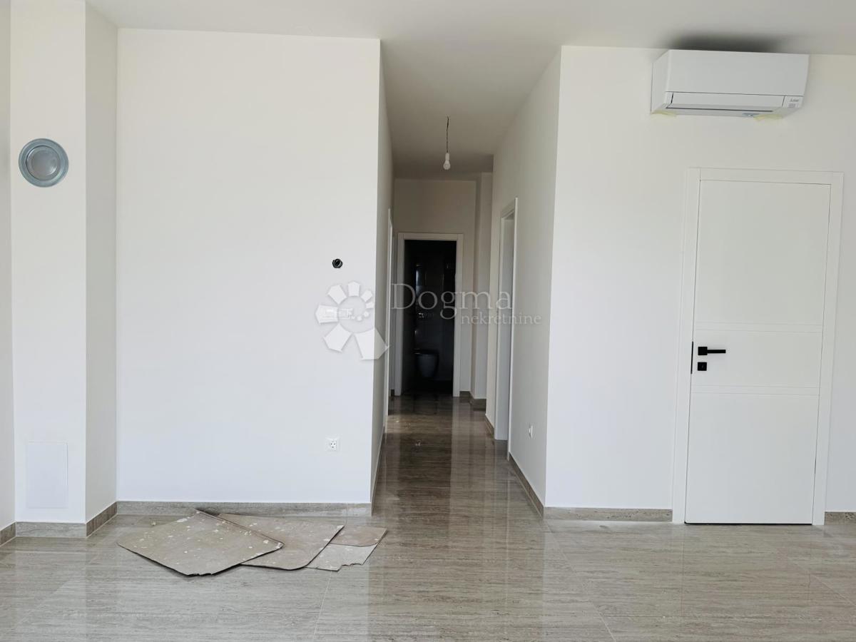 Stanovanje Maslenica, Jasenice, 81,84m2