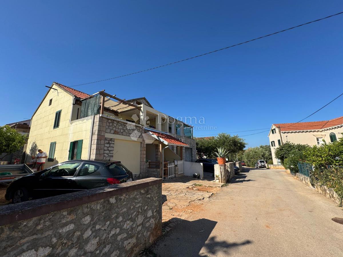 Hiša Supetar, 125m2