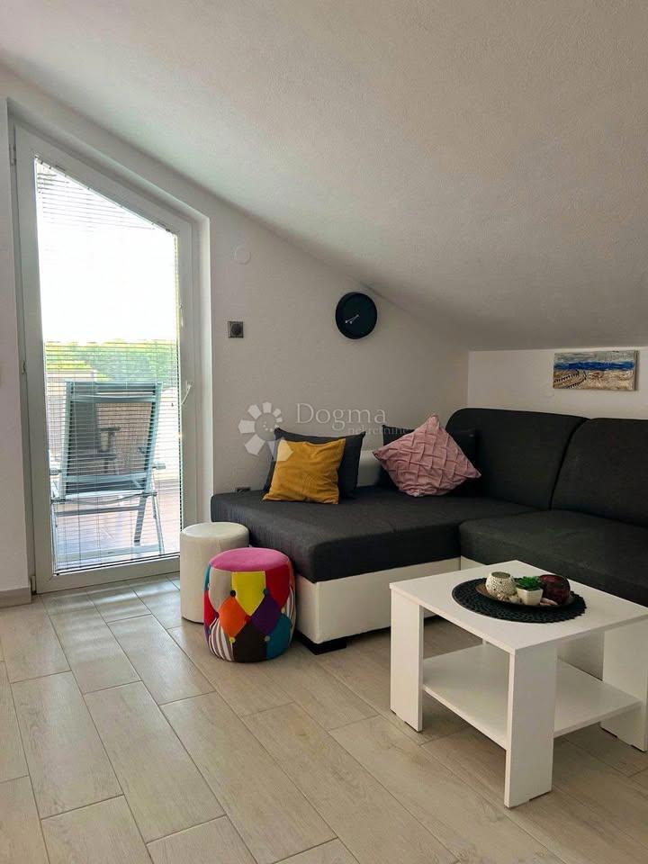 Stanovanje Povljana, 42m2