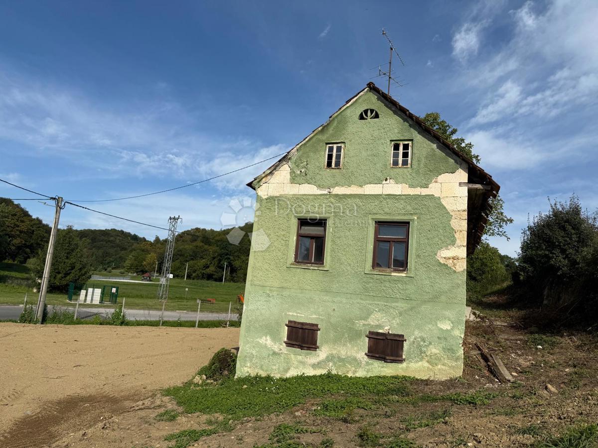 Hiša Vinica, 150m2