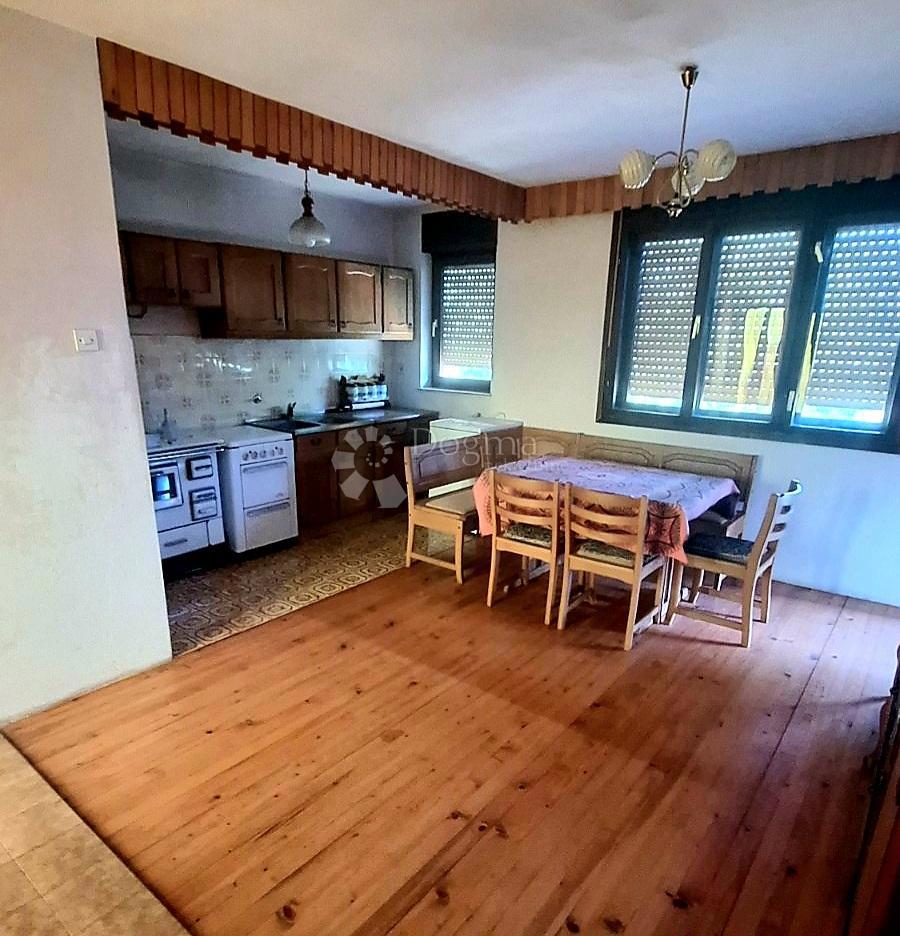 Hiša Močile, Vrbovsko, 100m2