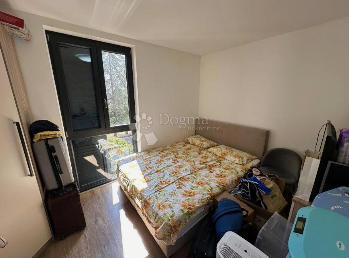 Stanovanje Novigrad, 87,97m2