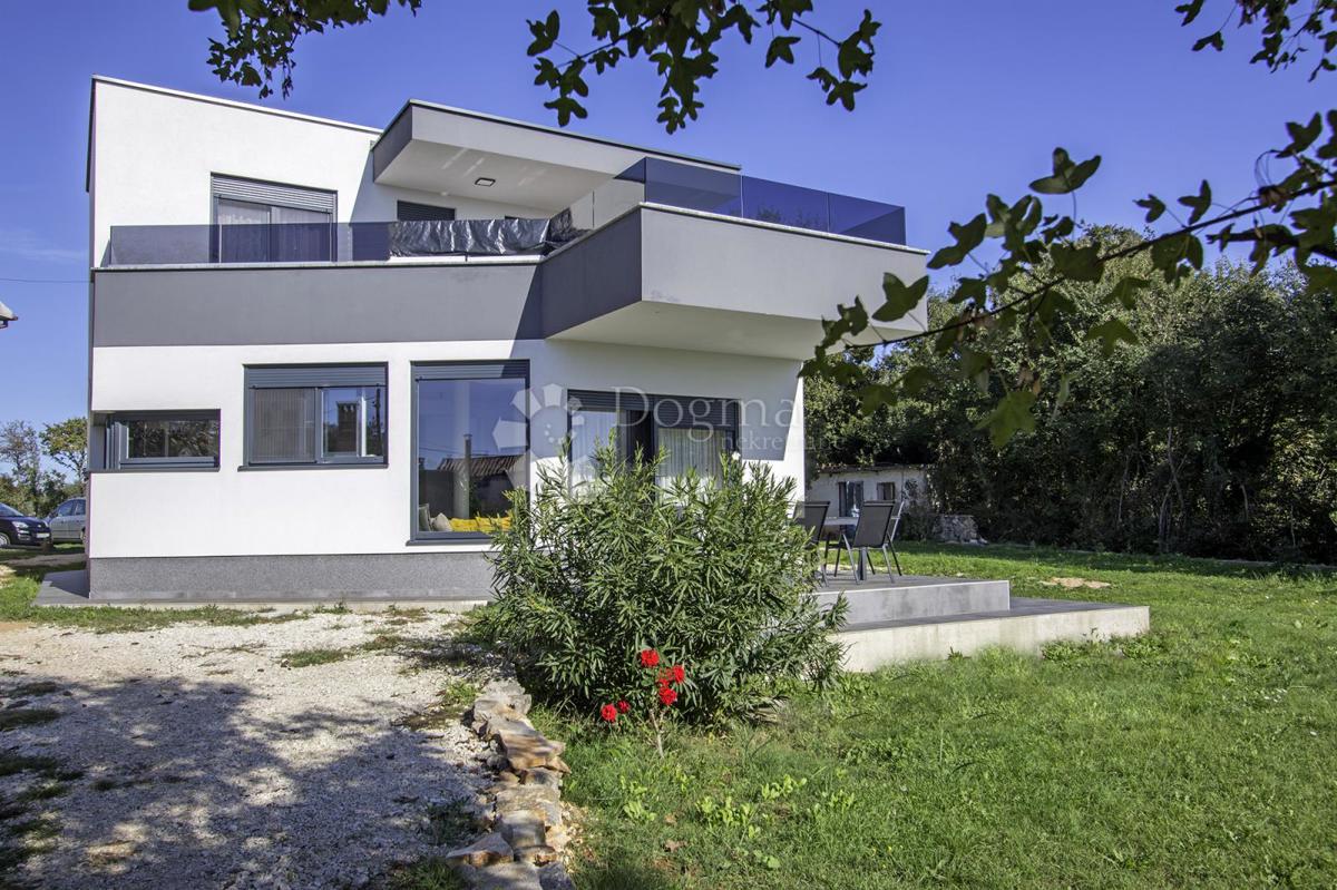 Hiša Krnica, Marčana, 160m2