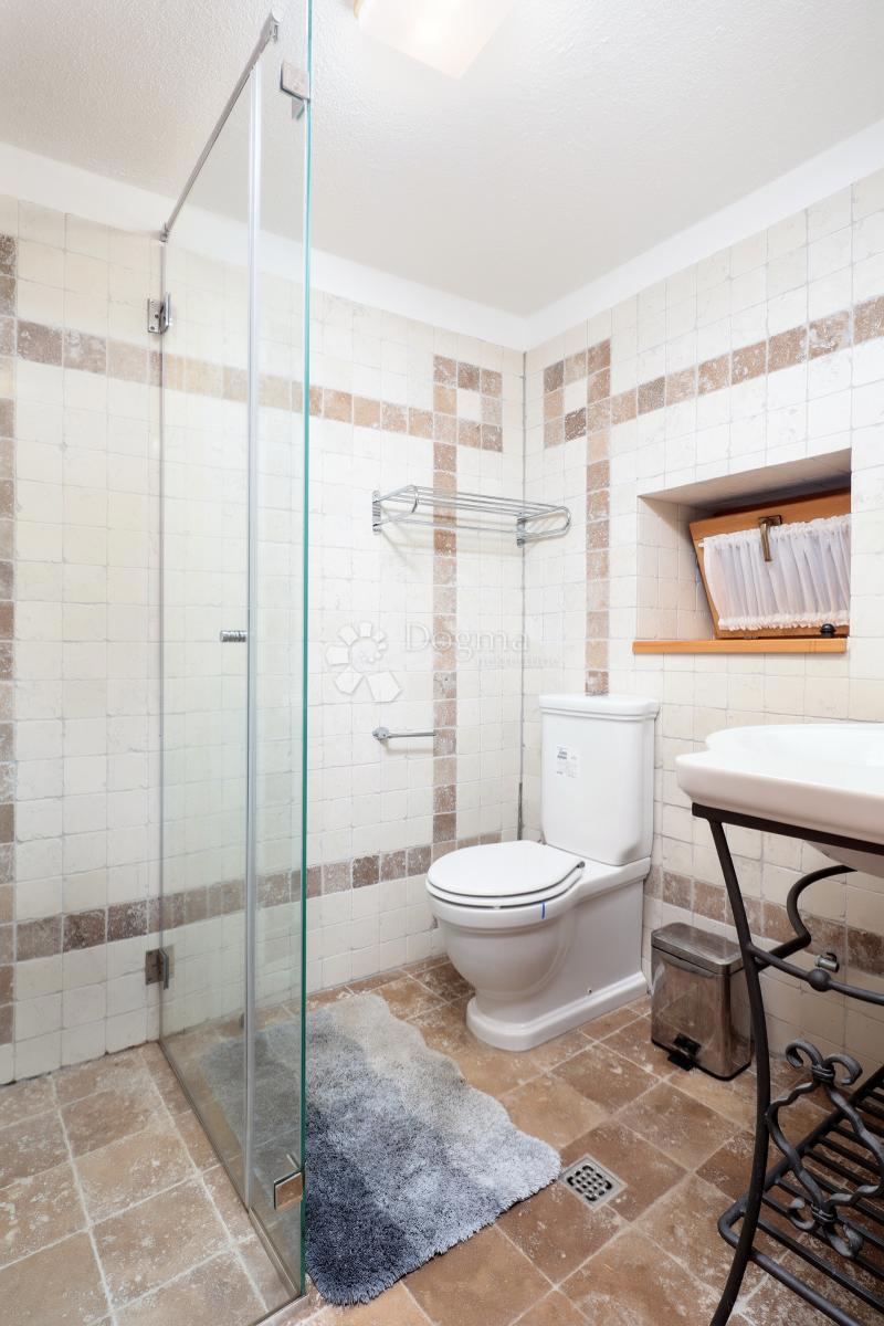 Avtentična kamnita hiša na otoku Molat - Naložba v mir, luksuz in tradicijo (-KA-), 55m2