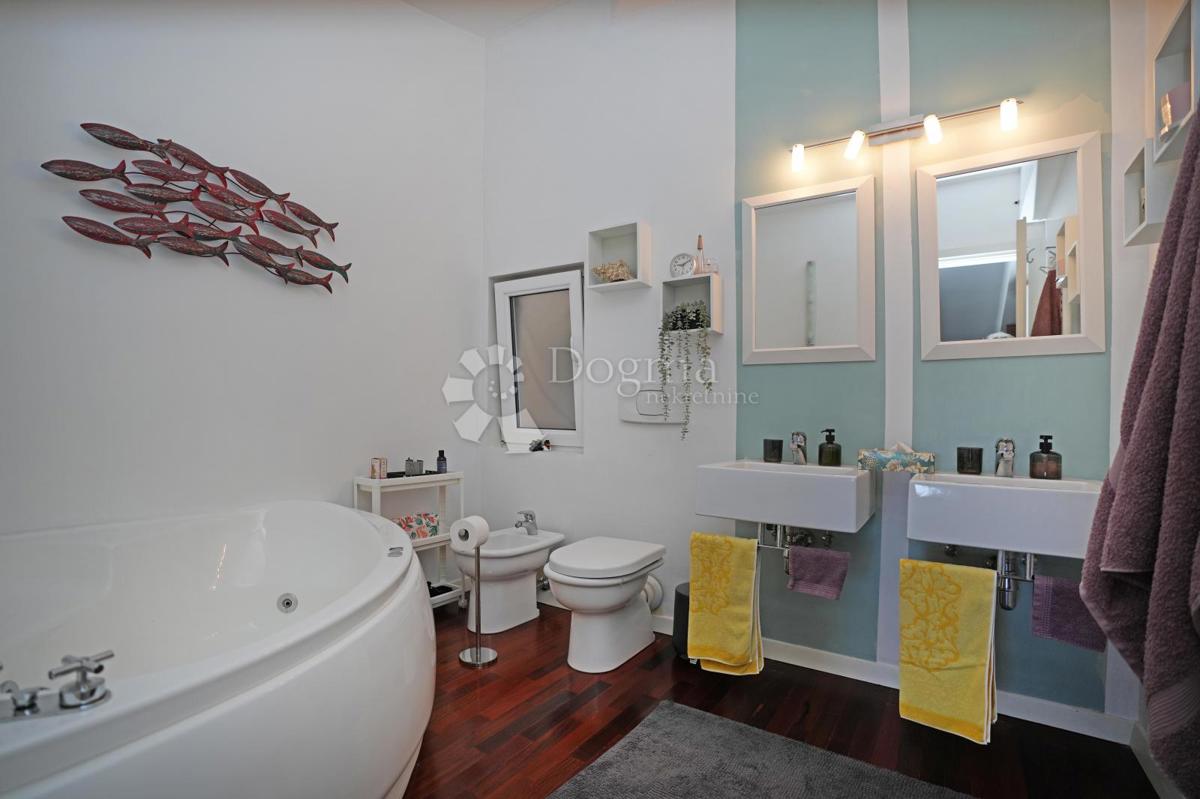 Stanovanje Banjole, Medulin, 107,66m2