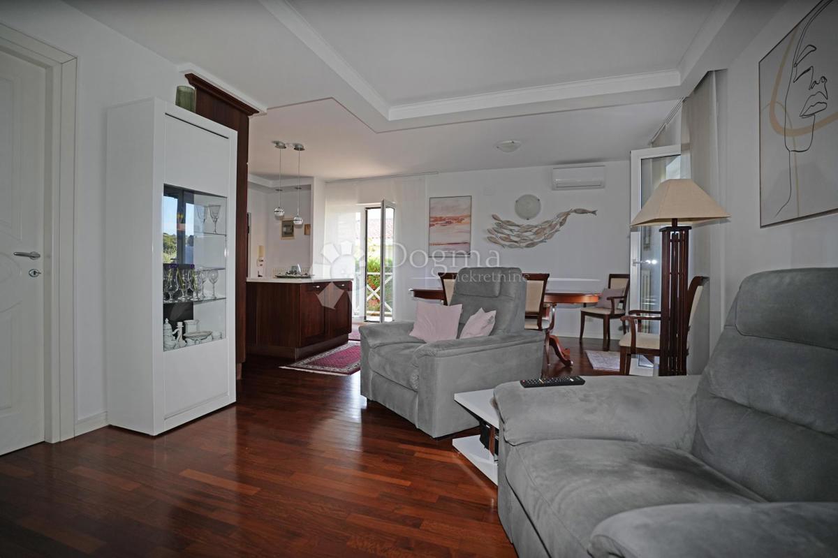 Stanovanje Banjole, Medulin, 107,66m2