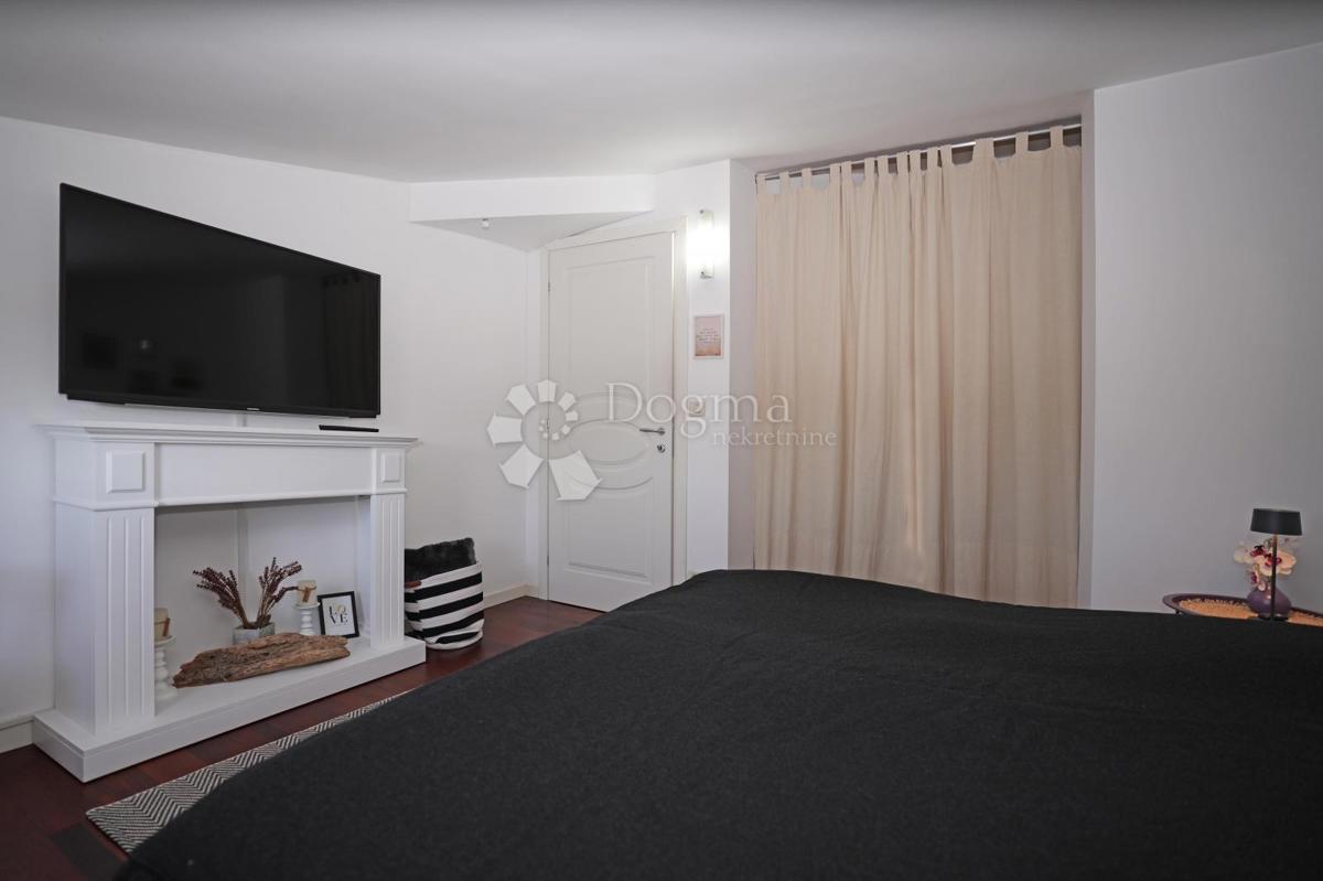 Stanovanje Banjole, Medulin, 107,66m2