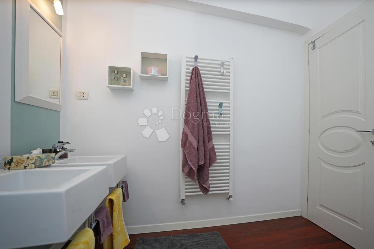 Stanovanje Banjole, Medulin, 107,66m2