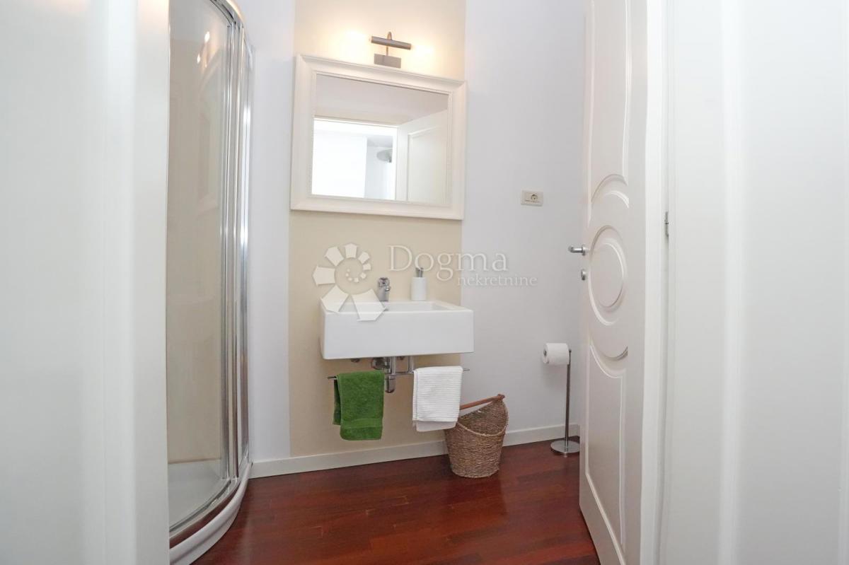 Stanovanje Banjole, Medulin, 107,66m2