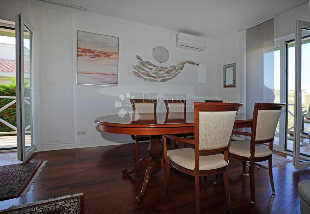 Stanovanje Banjole, Medulin, 107,66m2