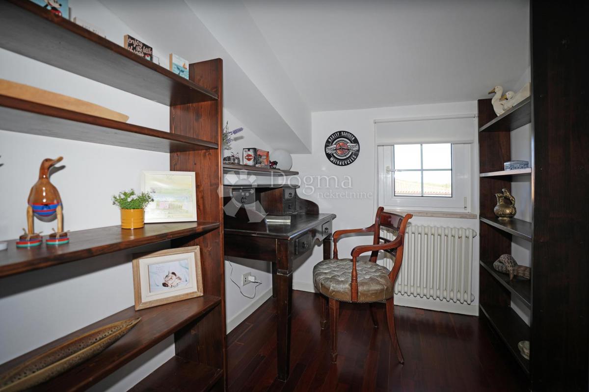 Stanovanje Banjole, Medulin, 107,66m2