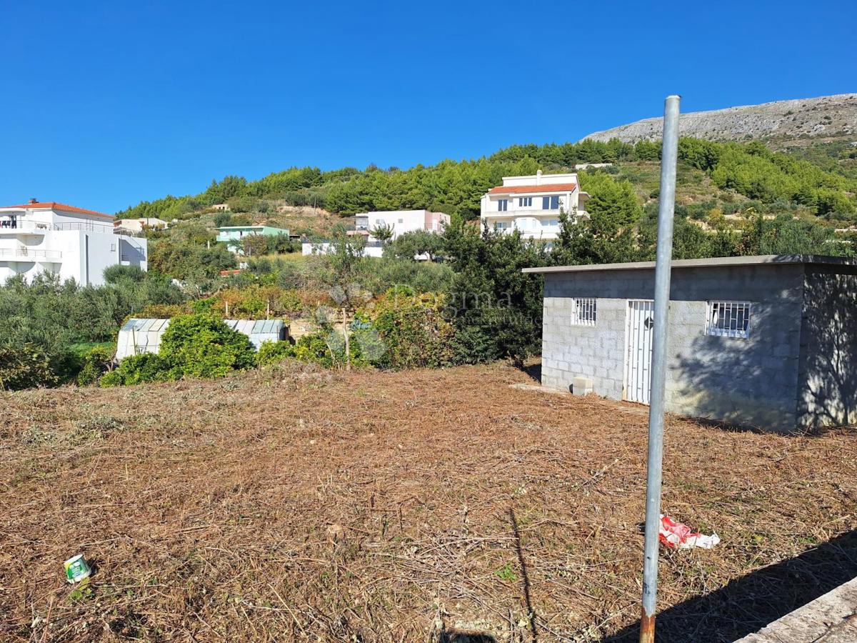 Zazidljivo zemljišče Podstrana, 754m2