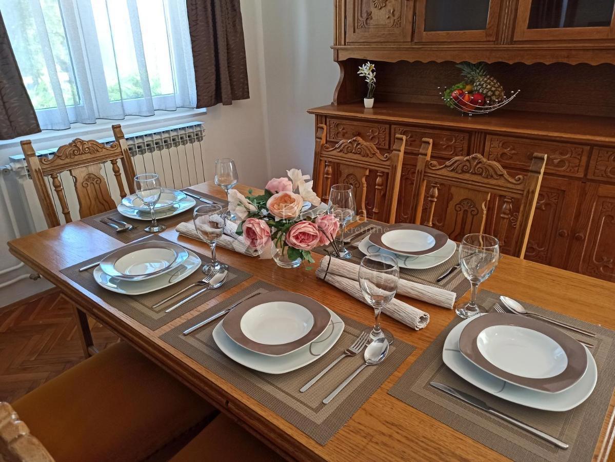 Hiša Malinska, Malinska-Dubašnica, 500m2