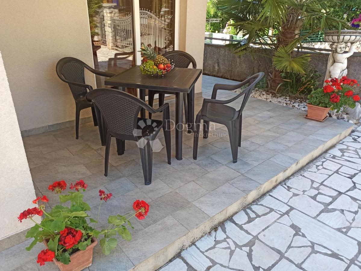 Hiša Malinska, Malinska-Dubašnica, 500m2