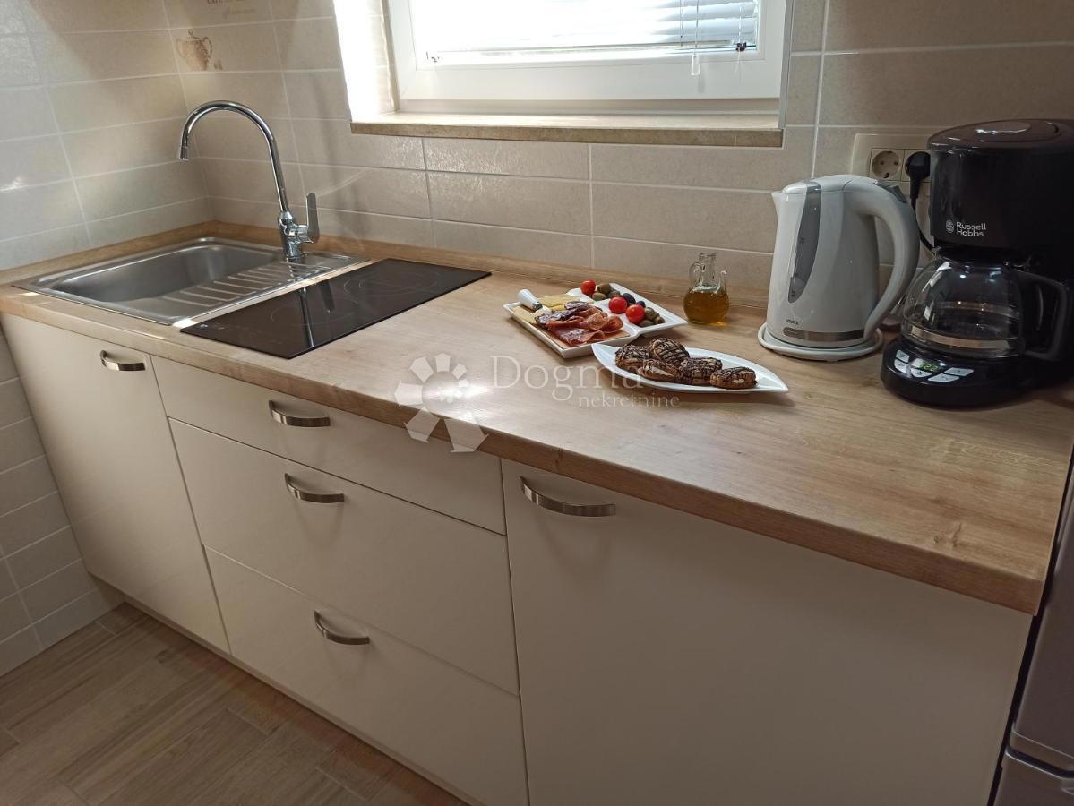 Hiša Malinska, Malinska-Dubašnica, 500m2