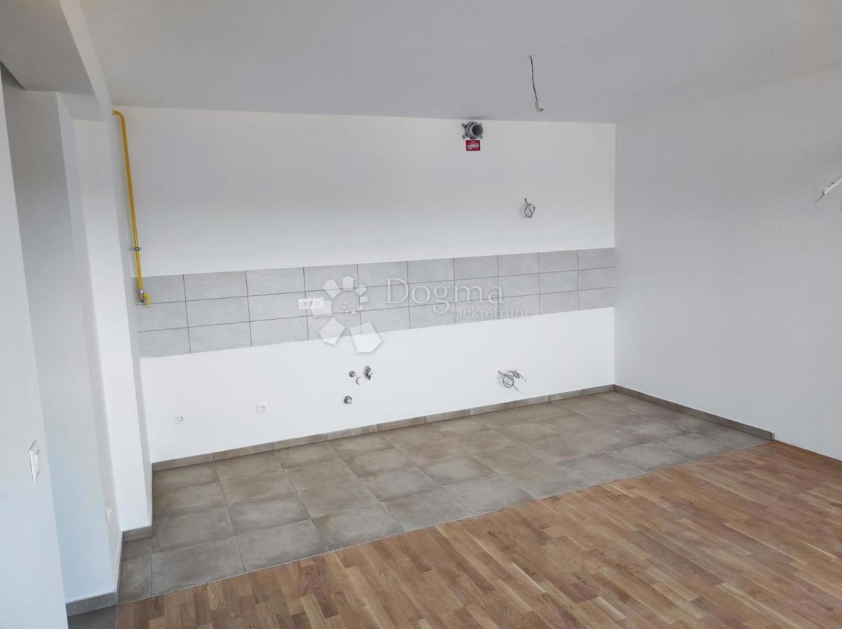 Stanovanje Crvene kuće, Zadar, 80,60m2