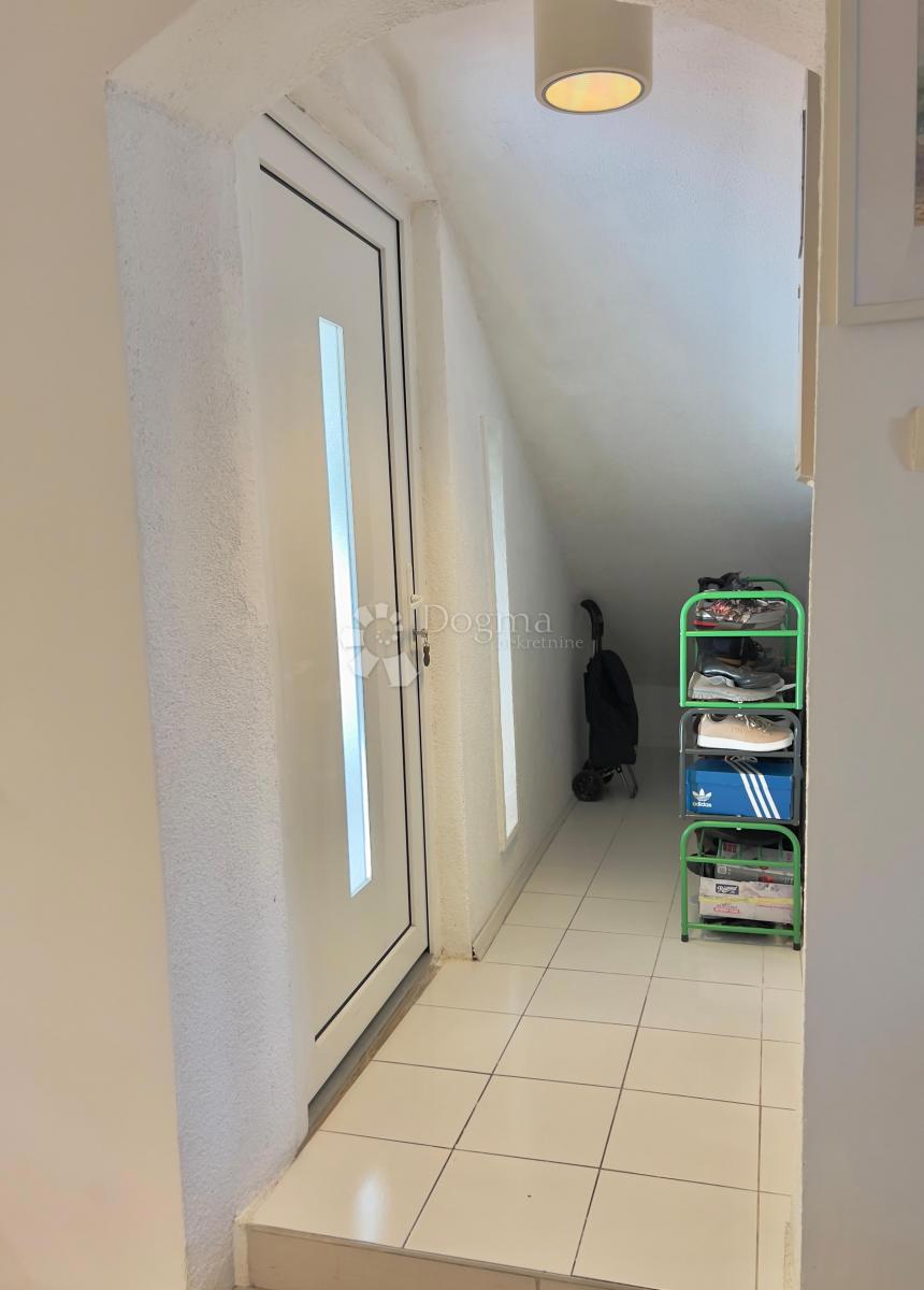 Stanovanje Baldekin, Šibenik, 69,20m2