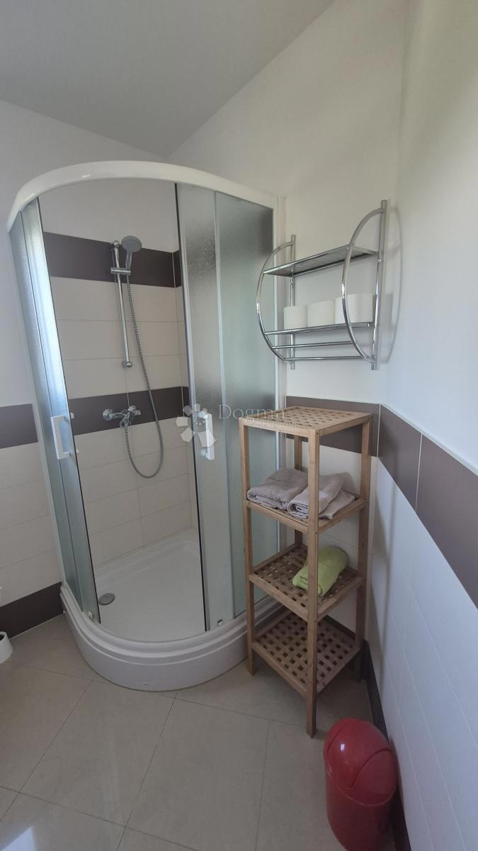 Stanovanje Peroj, Vodnjan, 76m2