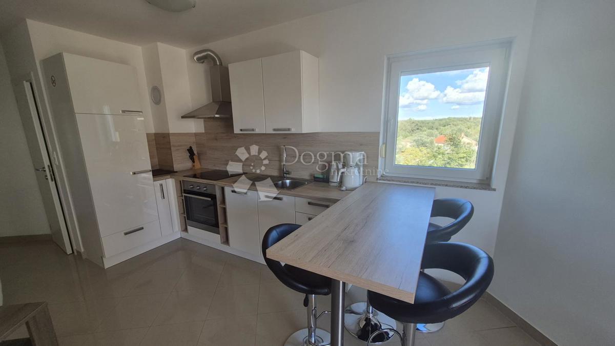 Stanovanje Peroj, Vodnjan, 76m2